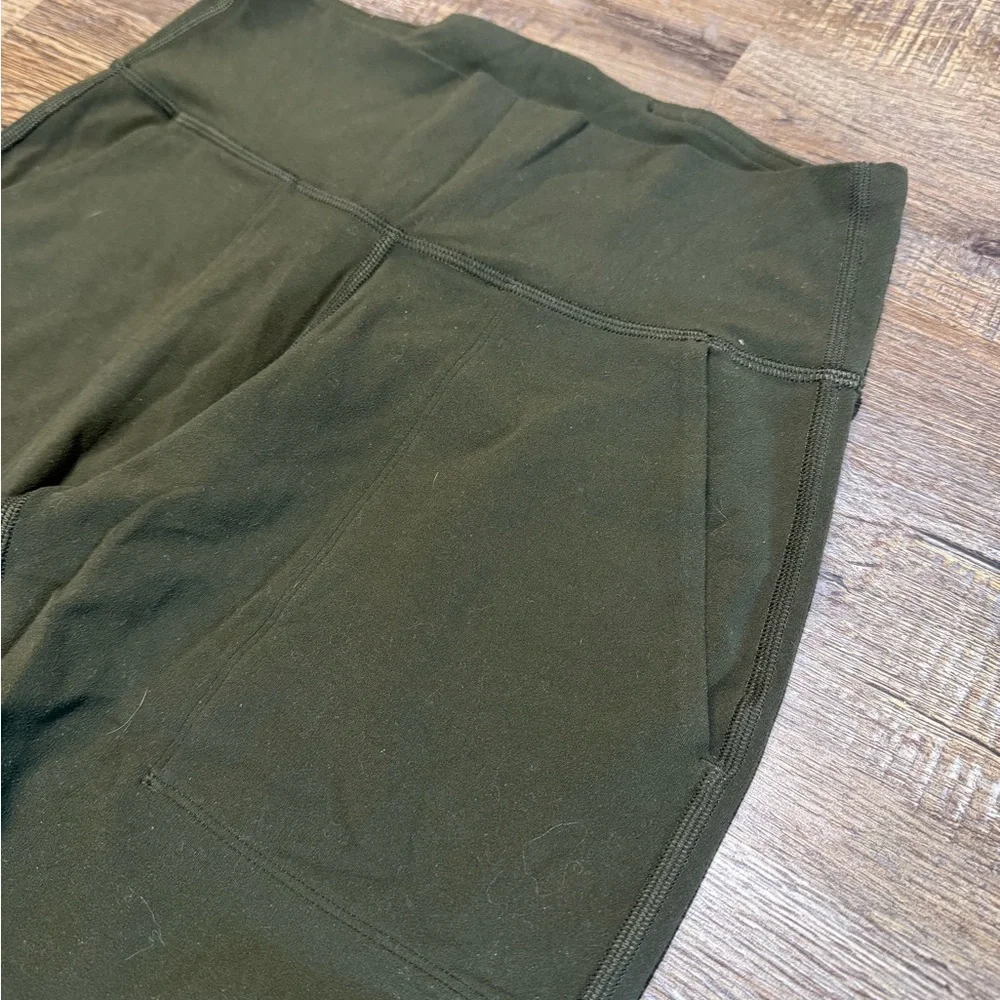 Lululemon‎ Jogger Leggings - Picture 5 of 6